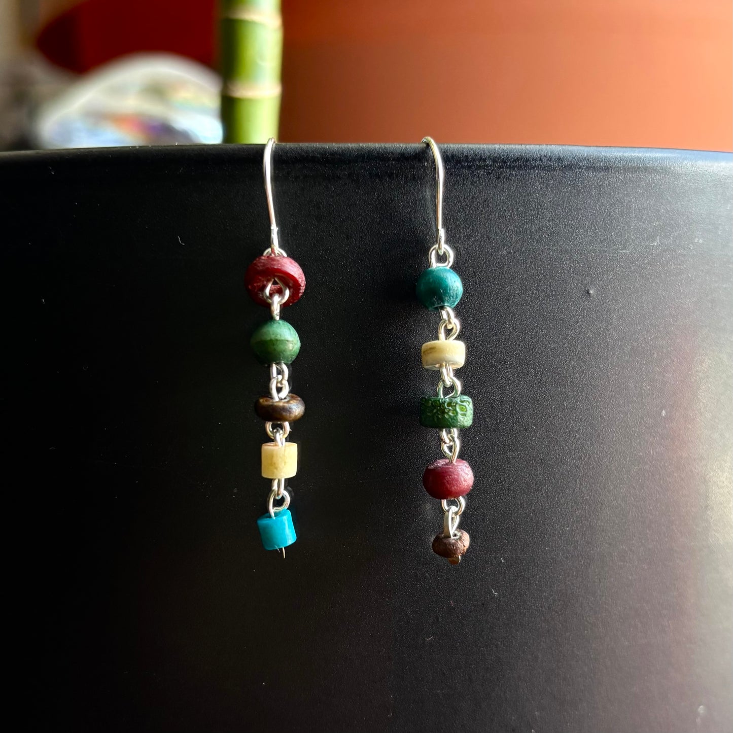 Elizabeth Dangles