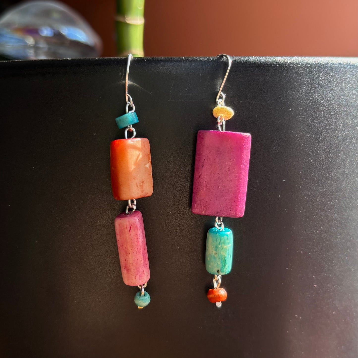 Elizabeth Dangles